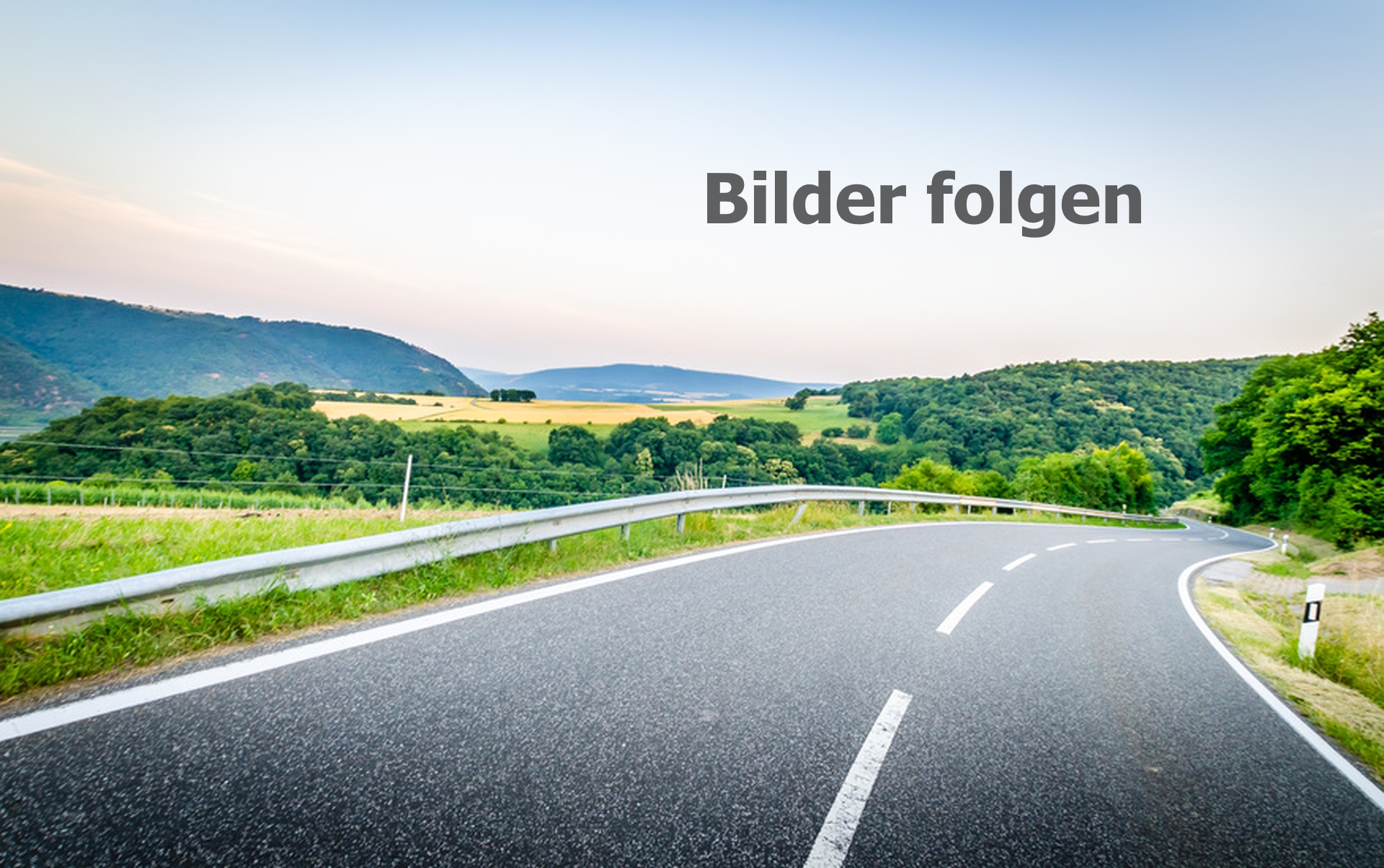 Dacia Sandero - Essential Radio Tempomat PDC hinten Licht- und Regensensor 15 Zoll Stahlf.